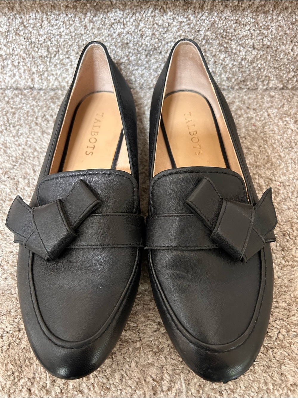 Talbots Black Leather Preppy Loafer Flats with Tie Details. Classic. Old Money.
